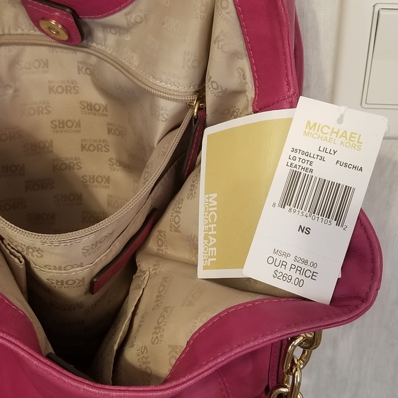 Michael Kors Fuschia Tote - Picture 4 of 7